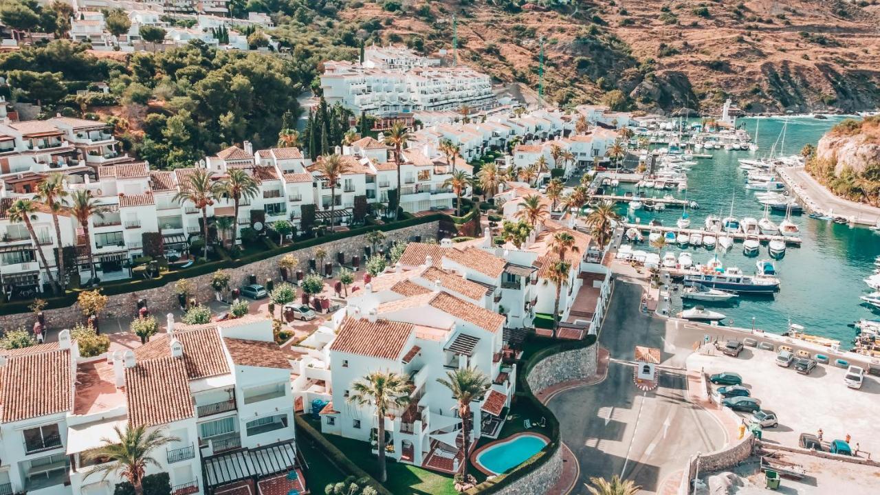 Apartamentos Marina Villages La Herradura  Esterno foto