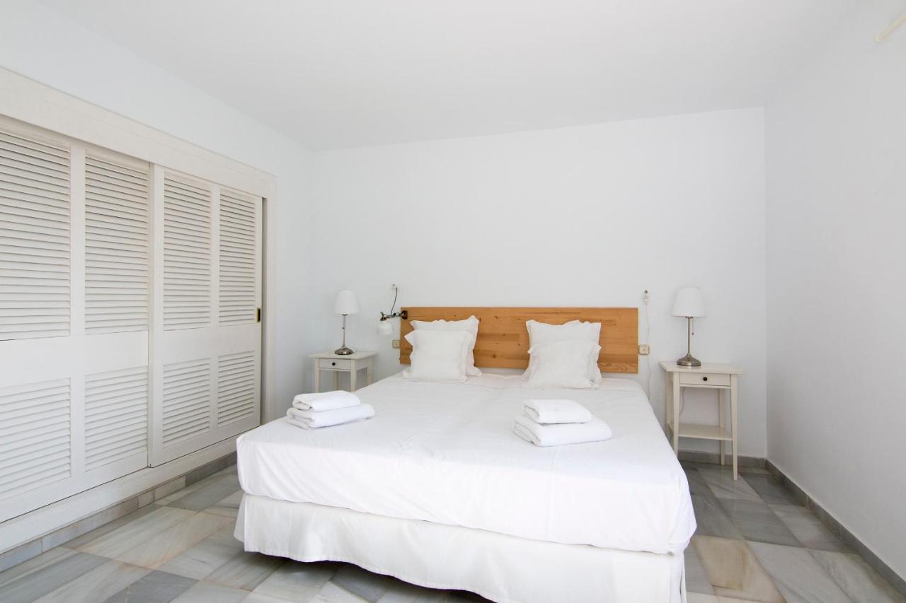 Apartamentos Marina Villages La Herradura  Esterno foto
