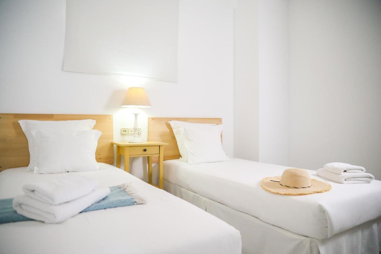 Apartamentos Marina Villages La Herradura  Esterno foto